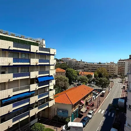 Apartment Les Pins - For 2 People - Wifi & Parking *